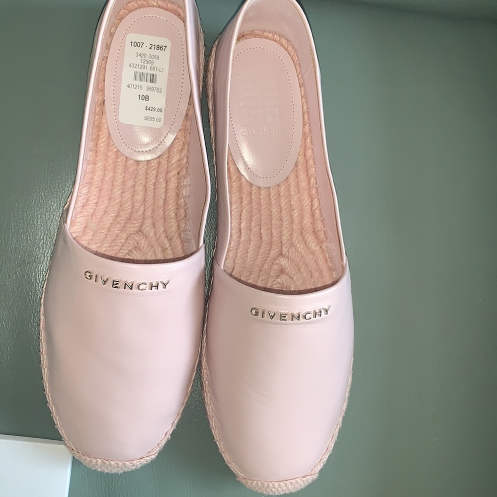 Givenchy Lambskin Logo Loafer Espadrilles - Picture 5 of 9